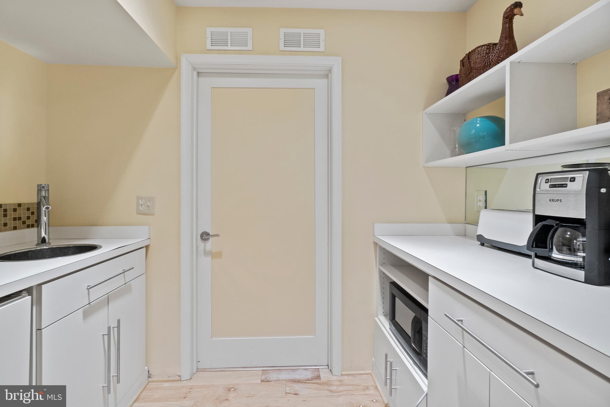 1348 Windy Hill Road McLean, VA 22102 - Photo 54 of 66 Kitchenette
