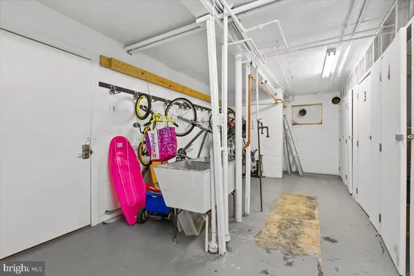 $3,000 | 3332 Spring Lane, Unit C10, Falls Church, VA 22041