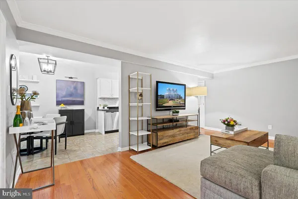 $3,000 | 3332 Spring Lane, Unit C10, Falls Church, VA 22041