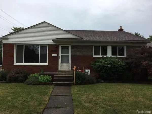 $1,700 | 24704 Willowby Avenue, Eastpointe, MI 48021
