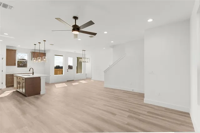 $364,890 | 107 Carmen Cove, Burnet, TX 78611