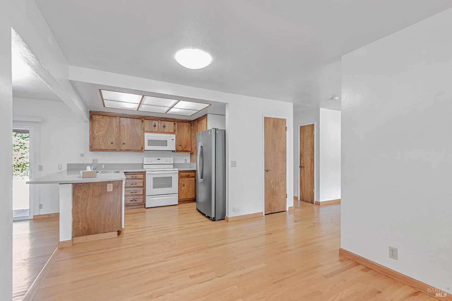 2429 Woodstock Court Santa Rosa, CA 95409 - Photo 17 of 38