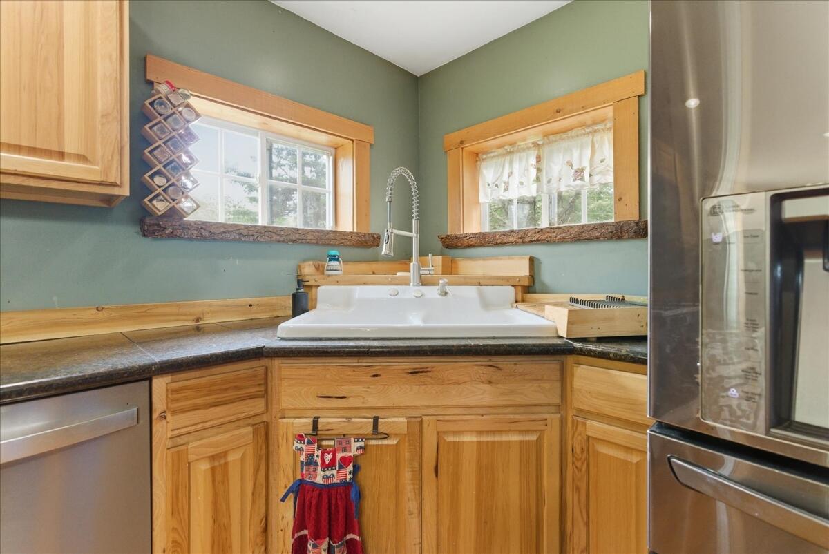 139 Lloyd Road Anson, ME 04911 - Photo 43 of 91 Kitchen