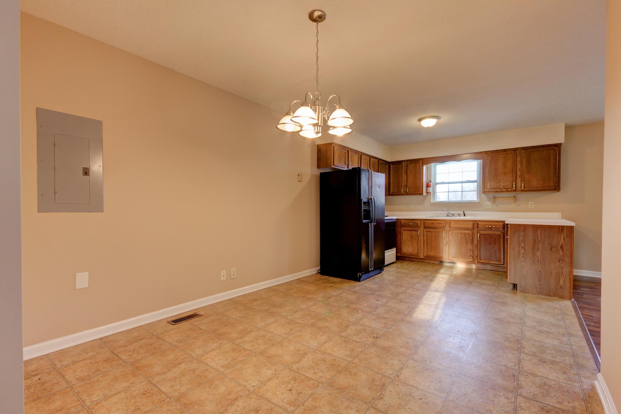 435 Carter Road Clarksville, TN 37042 - Photo 11 of 21 Gallery Image 11