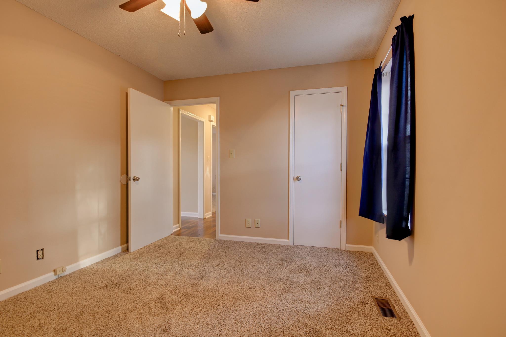 435 Carter Road Clarksville, TN 37042 - Photo 17 of 21 Gallery Image 17