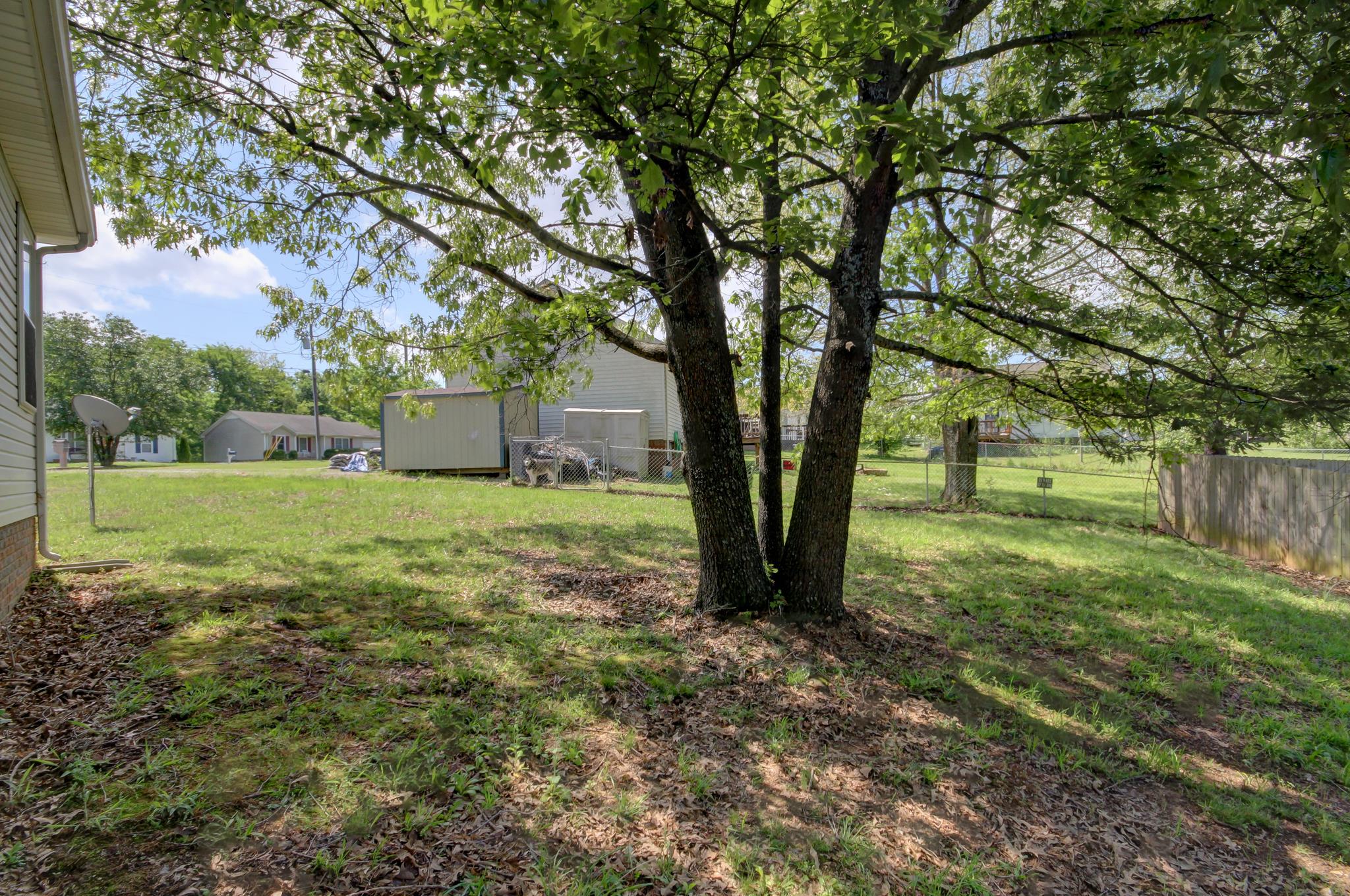 435 Carter Road Clarksville, TN 37042 - Photo 20 of 21 Gallery Image 20