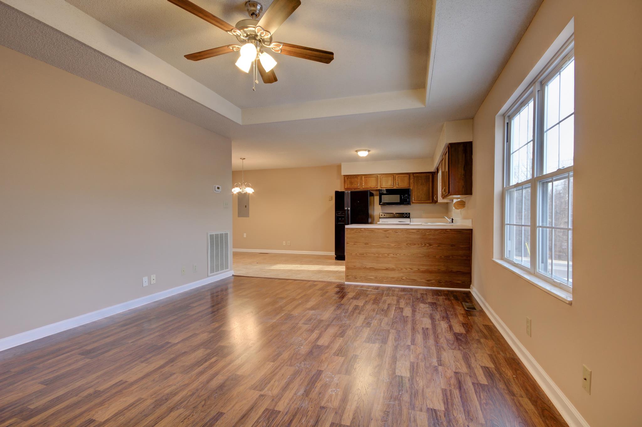 435 Carter Road Clarksville, TN 37042 - Photo 6 of 21 Gallery Image 6