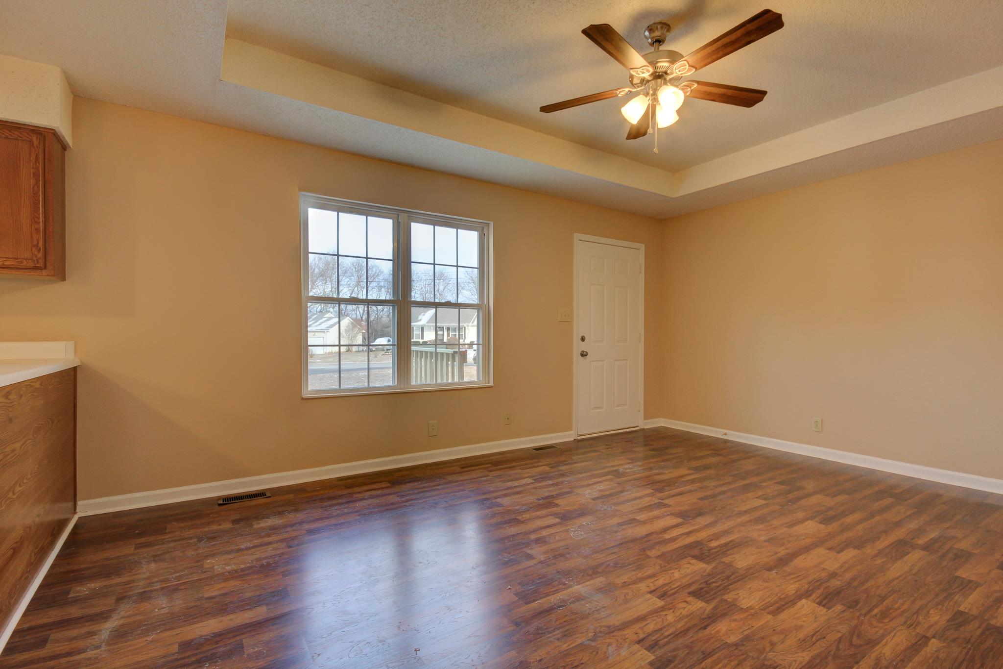 435 Carter Road Clarksville, TN 37042 - Photo 8 of 21 Gallery Image 8
