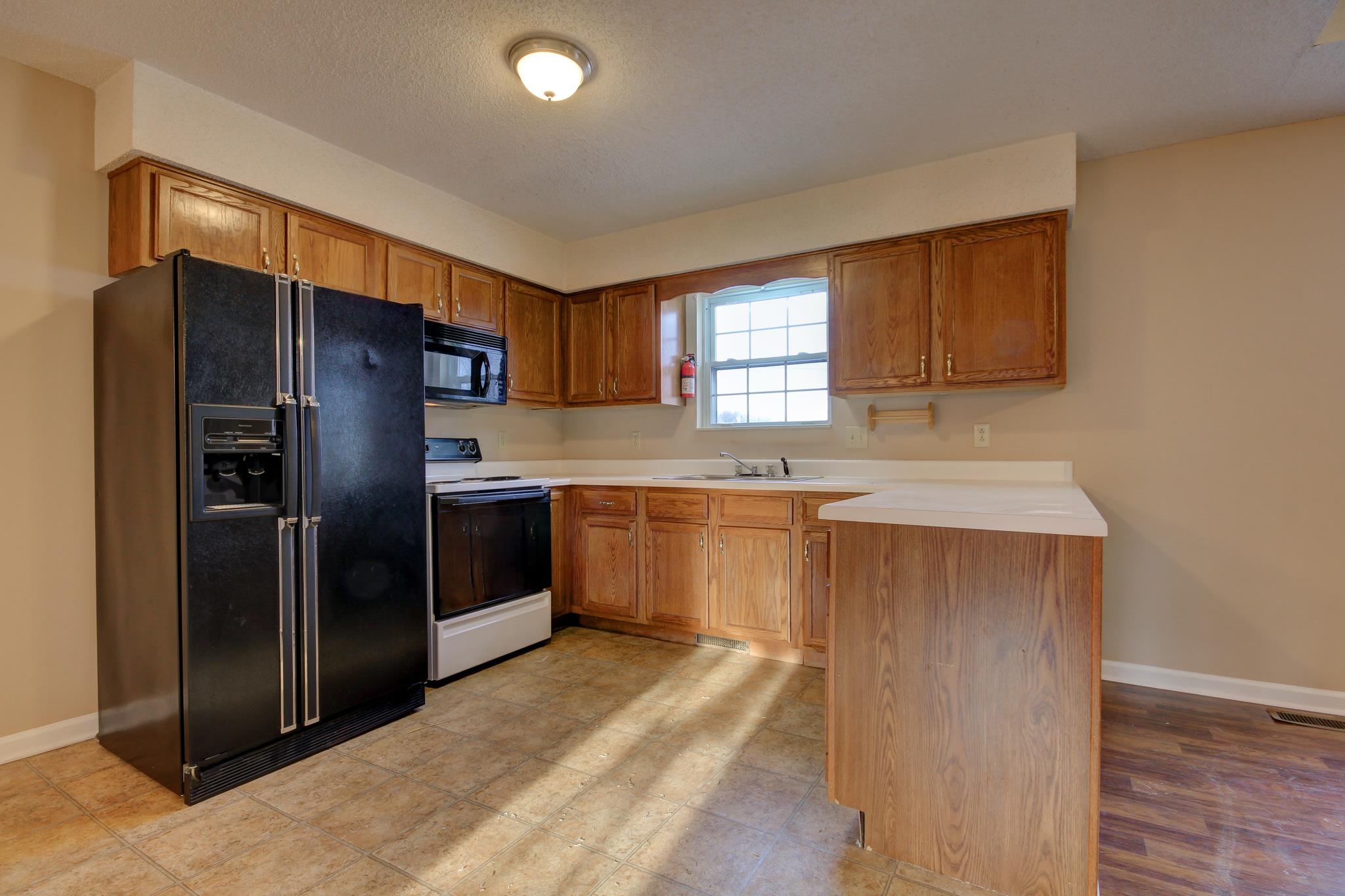 435 Carter Road Clarksville, TN 37042 - Photo 9 of 21 Gallery Image 9