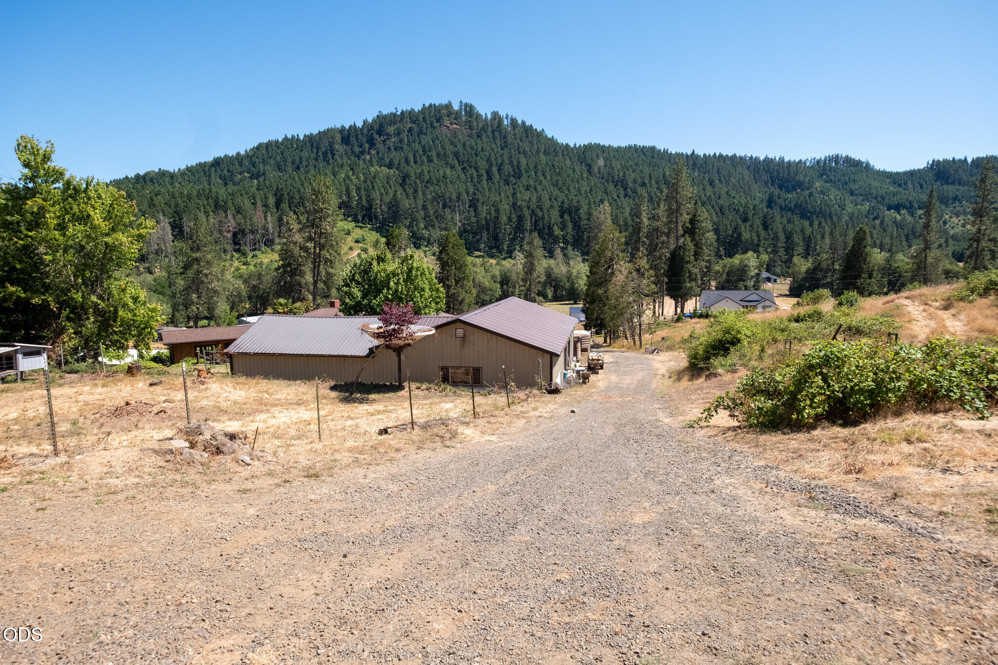1329 Larson Road Roseburg, OR 97471 - Photo 48 of 65