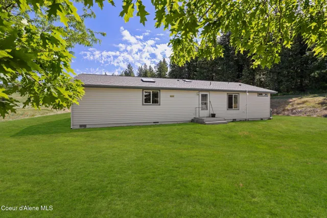 $684,900 | 10207 Sanders Road, Tensed, ID 83870