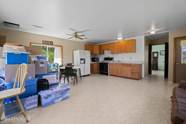 $684,900 | 10207 Sanders Road, Tensed, ID 83870