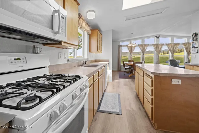 $684,900 | 10207 Sanders Road, Tensed, ID 83870