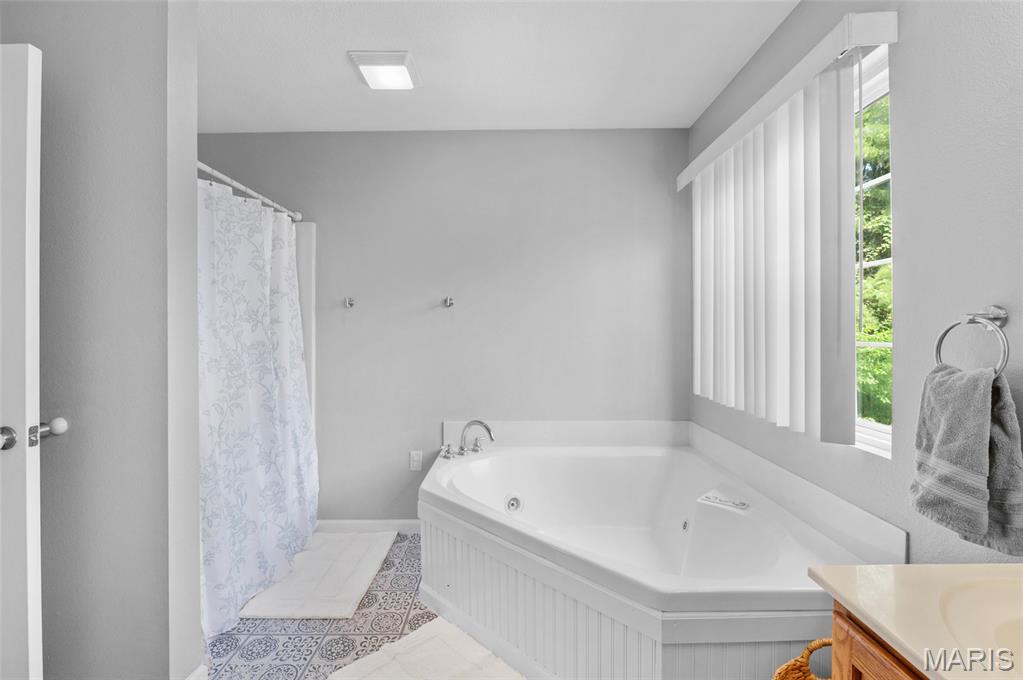 8125 East Mick Road Edwardsville, IL 62025 - Photo 27 of 44