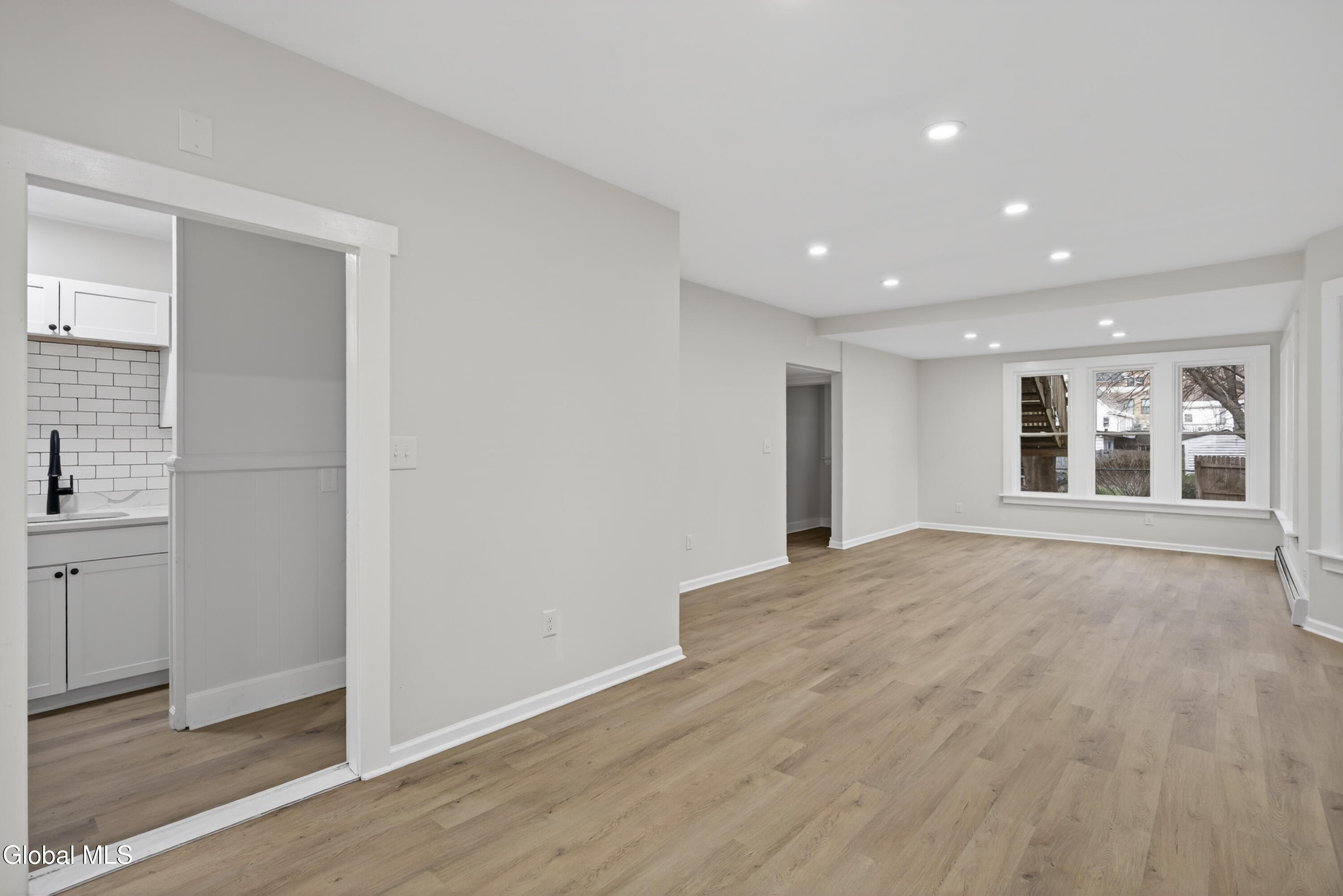 901 Bedford Road Schenectady, NY 12308 - Photo 15 of 52 1 (15)