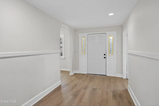 $369,800 | 901 Bedford Road, Schenectady, NY 12308