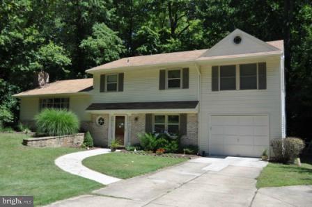 4709 Roundhill Road Ellicott City, MD 21043 - Photo 11 of 11 Exterior (Front)