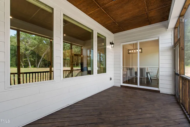 $993,999 | 164 E Spring, Angier, NC 27501