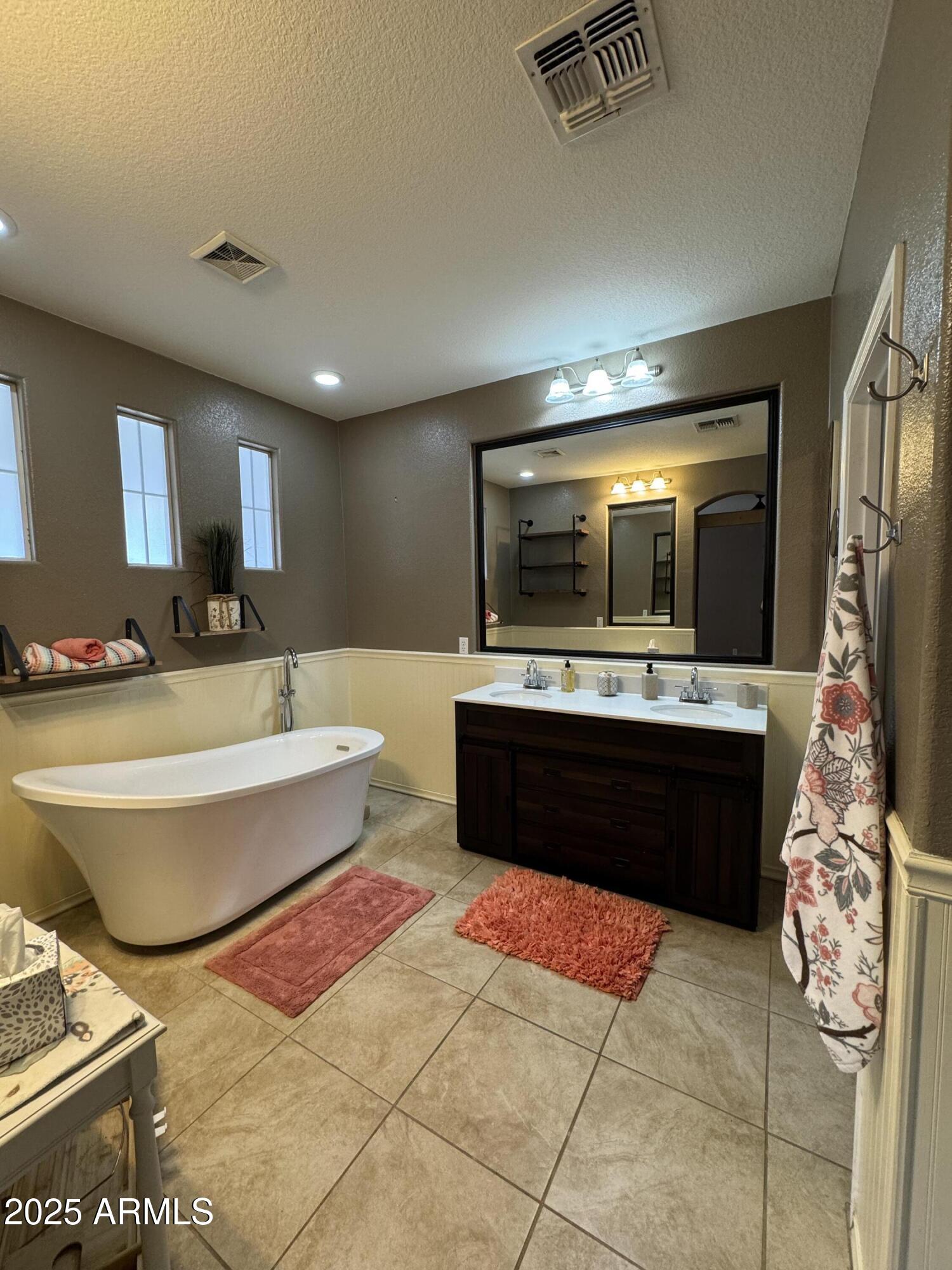 1155 West Laredo Avenue Gilbert, AZ 85233 - Photo 14 of 77 IMG_5114