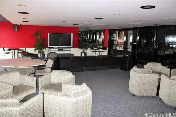 $3,050 | 1212 Nuuanu Avenue, Unit 1501, Honolulu, HI 96817