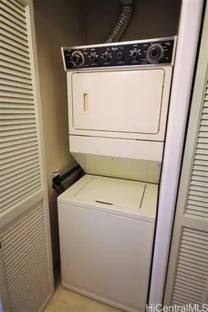 $3,050 | 1212 Nuuanu Avenue, Unit 1501, Honolulu, HI 96817