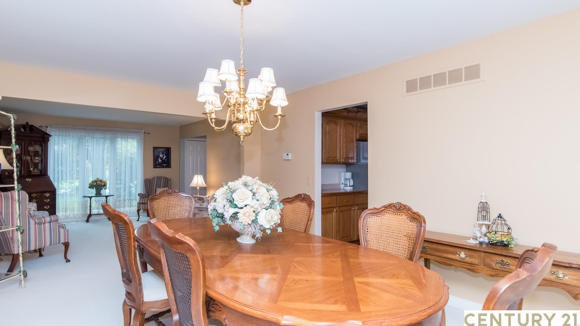 396 Oakbridge Drive Rochester, MI 48306 - Photo 30 of 99 50121464-29.JPG
