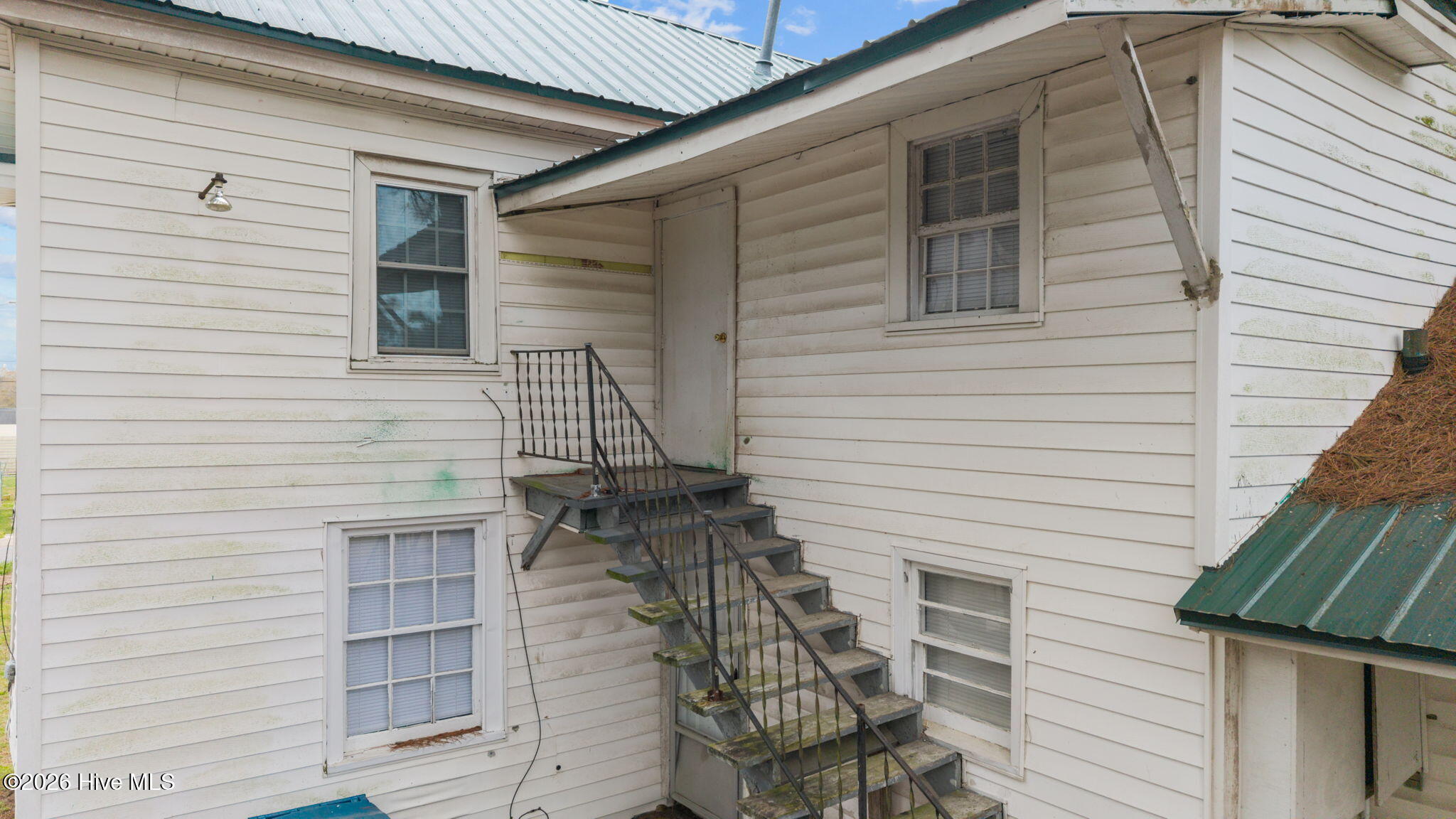 408 Boush Street Roper, NC 27970 - Photo 42 of 51 Rear Entrance