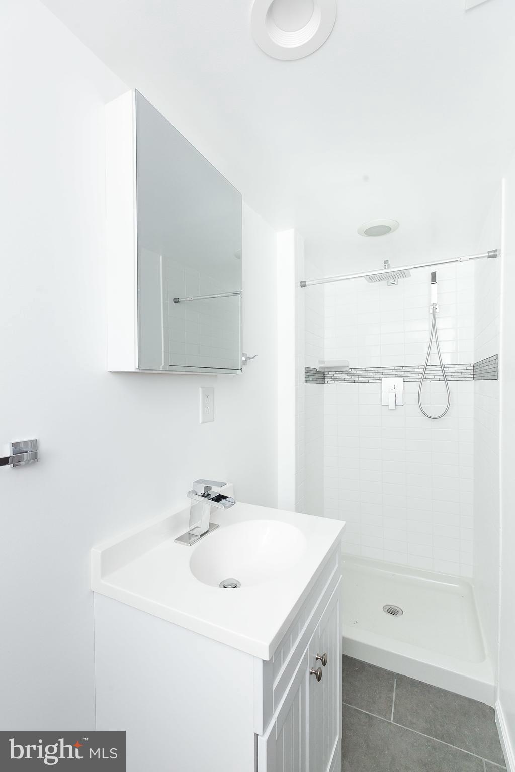 1227 Harwall Road Baltimore, MD 21207 - Photo 21 of 27 Bath