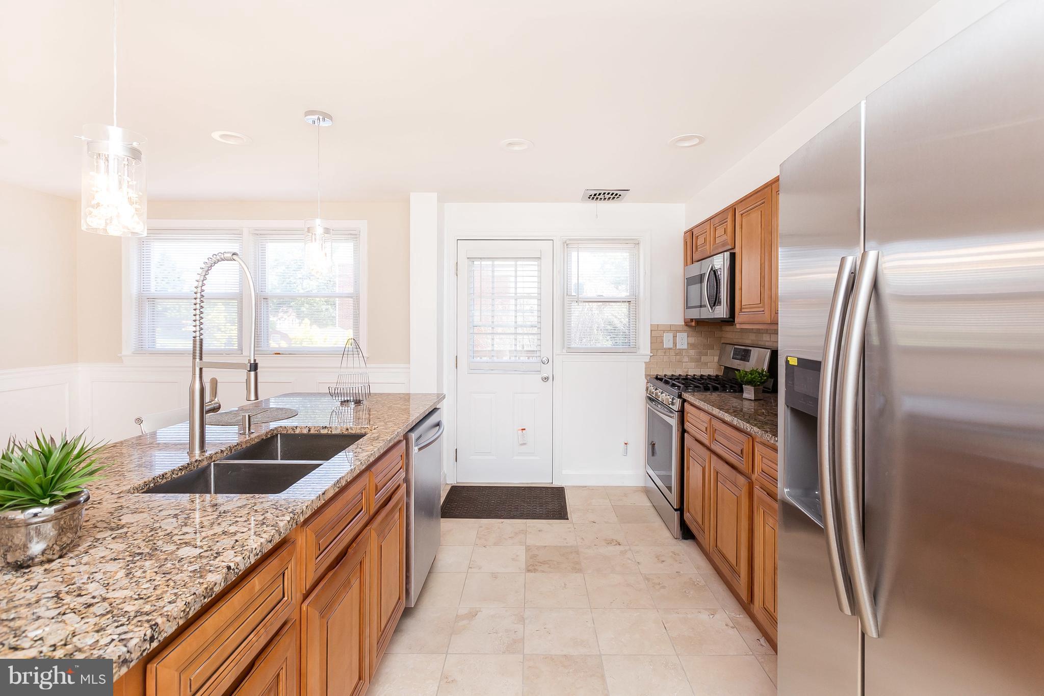 1227 Harwall Road Baltimore, MD 21207 - Photo 8 of 27 Kitchen