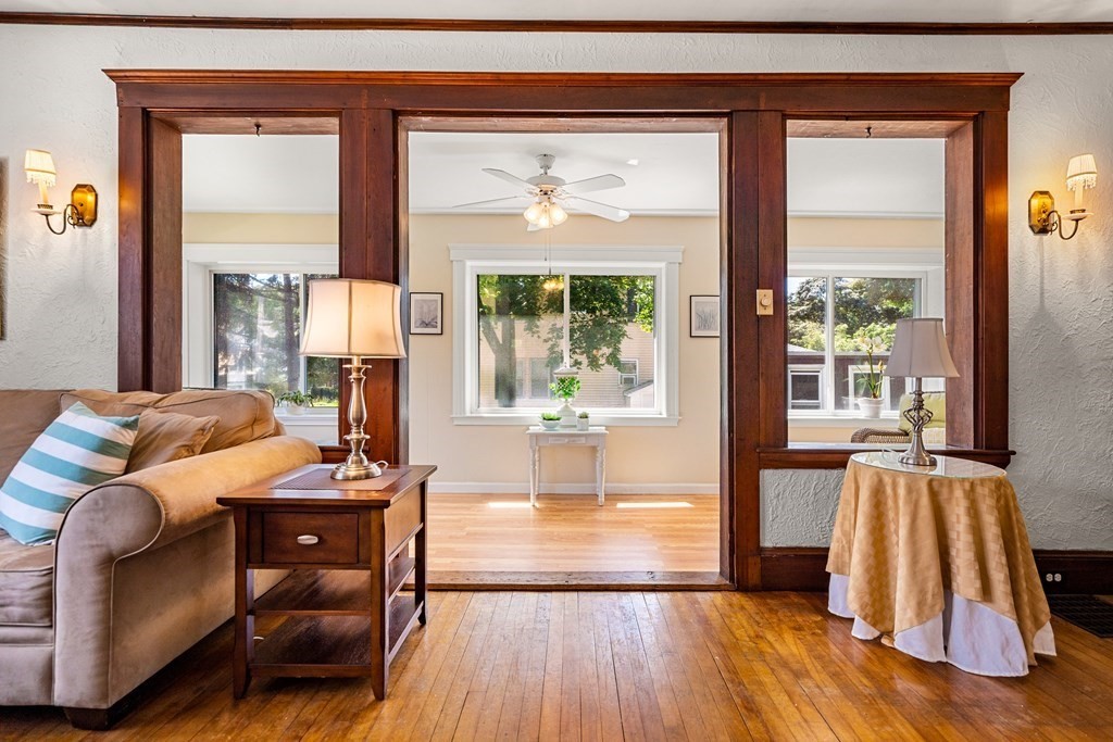 46 Edgemere Road Quincy, MA 02169 - Photo 5 of 38 Gallery Image 5