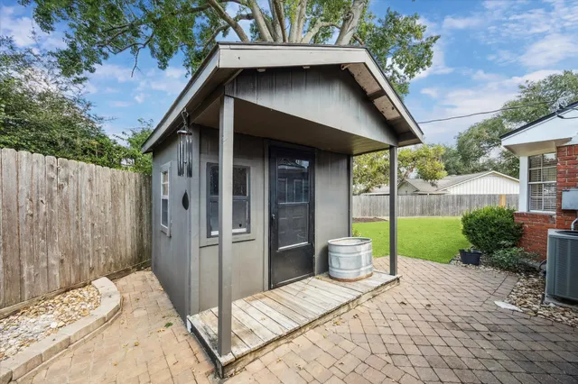 $399,000 | 2109 Tison Street, Brenham, TX 77833