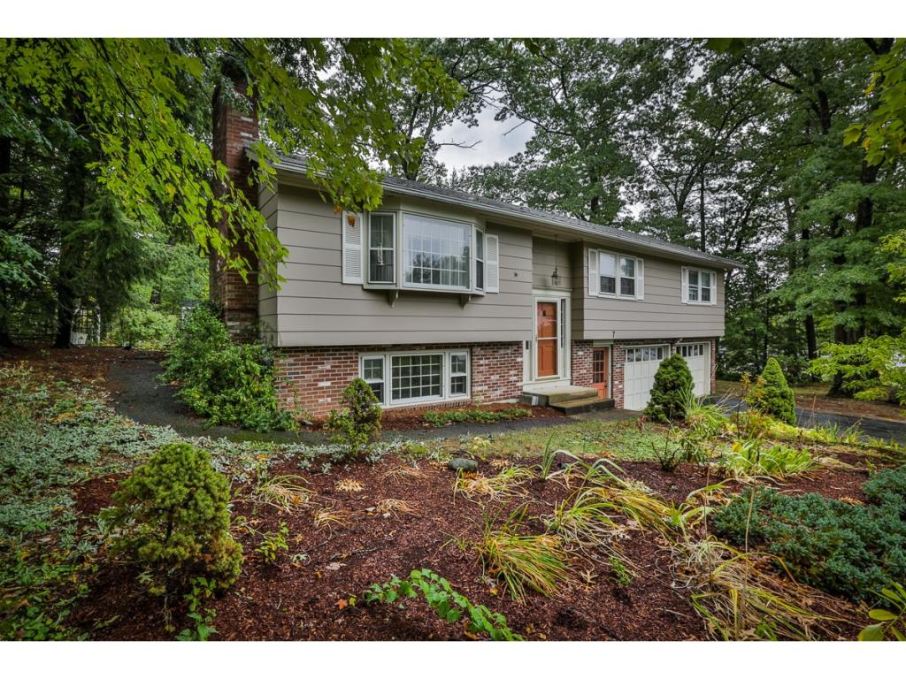 7 Century Road Nashua, NH 03064 - Photo 1 of 15