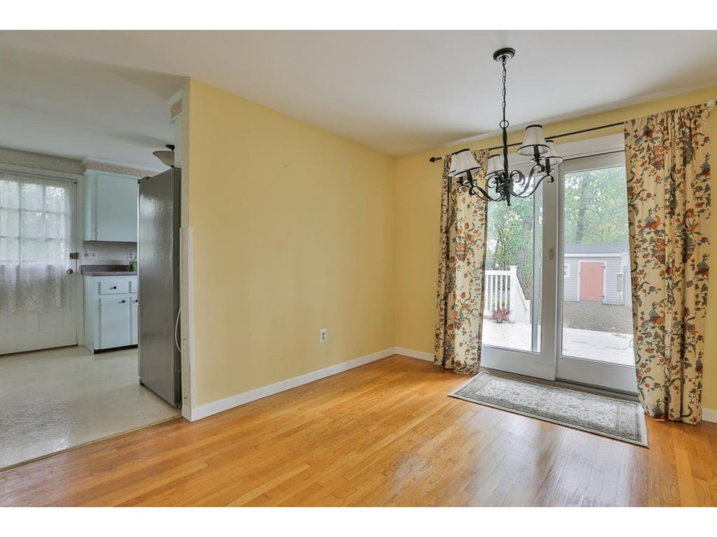 7 Century Road Nashua, NH 03064 - Photo 6 of 15