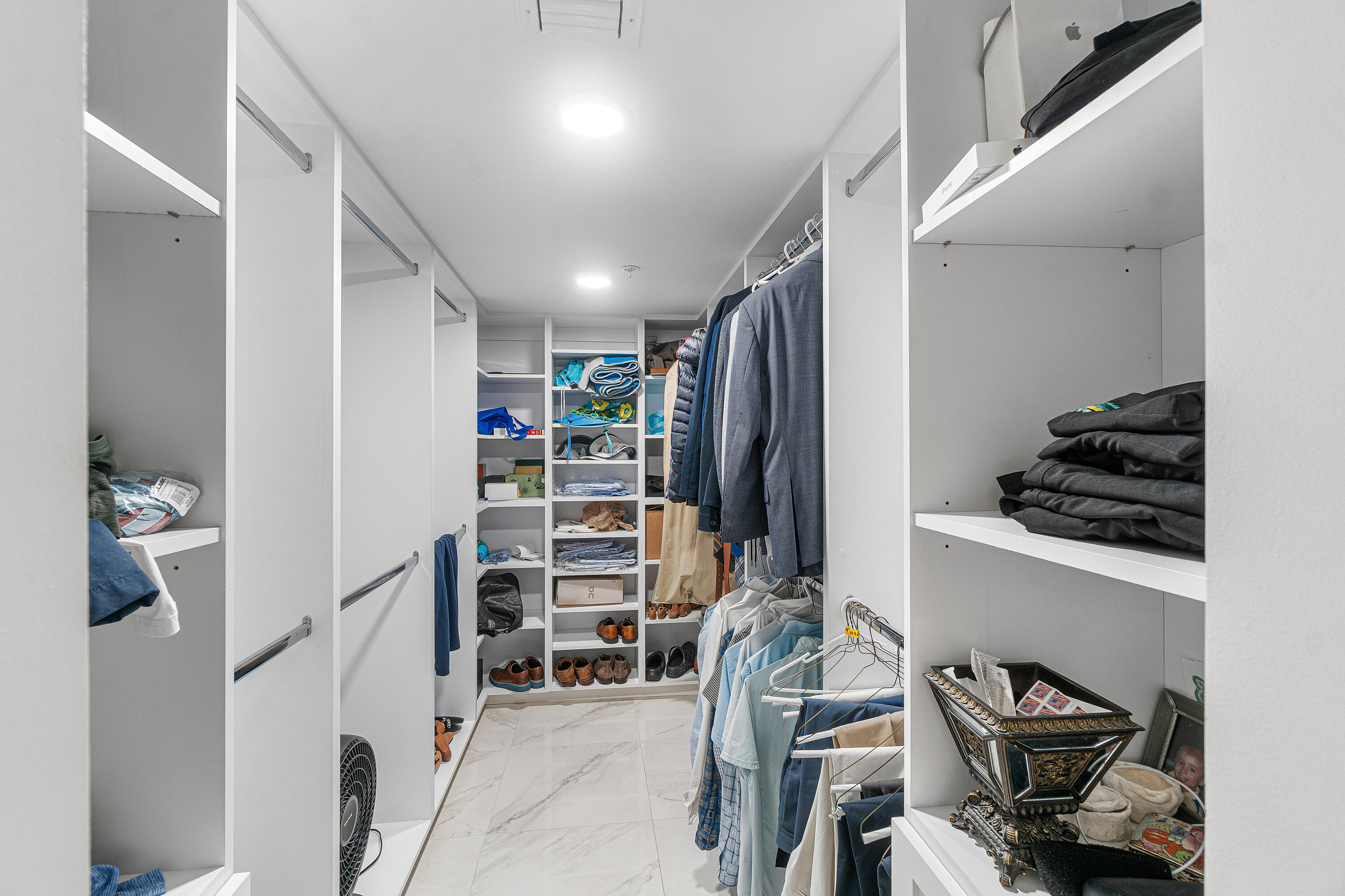 7768 Lakeside Boulevard, Unit 533 Boca Raton, FL 33434 - Photo 15 of 29 Primary Closet