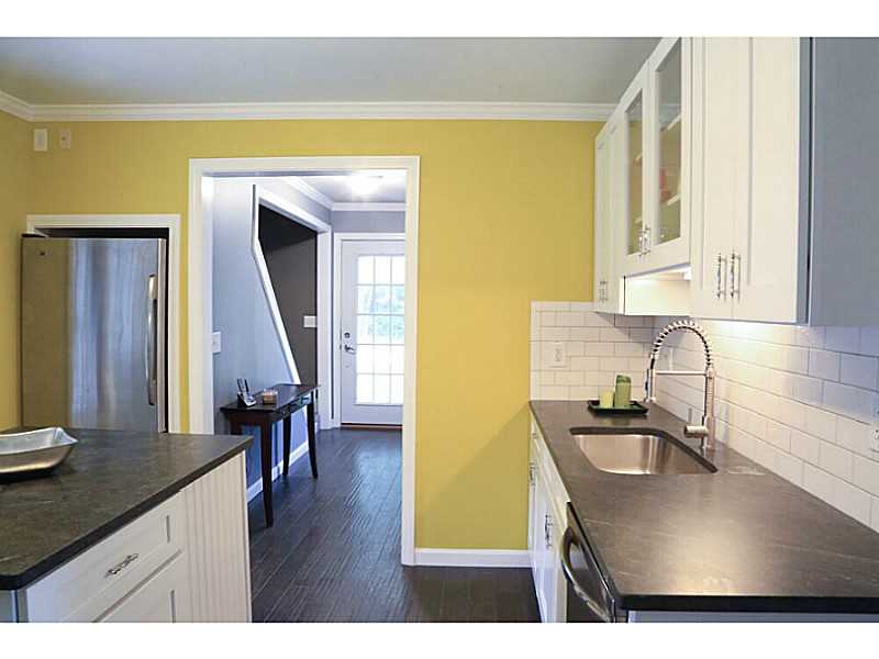 280 Hopkins Hollow Road Coventry, RI 02827 - Photo 3 of 25 Kitchen.