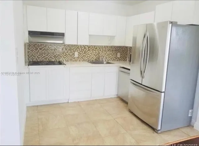 $890,000 | 702 Boabadilla Street, Coral Gables, FL 33134