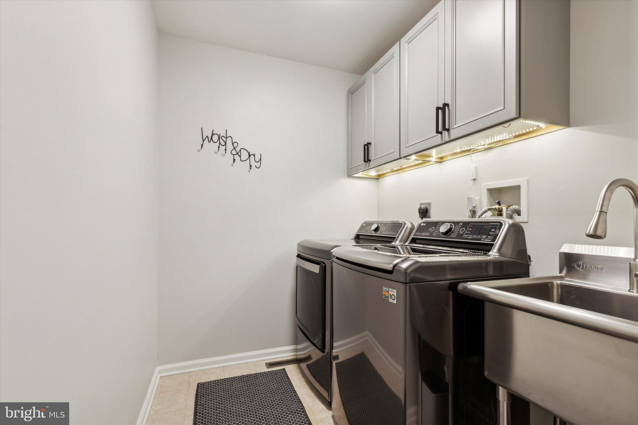 4 Waters Road Malvern, PA 19355 - Photo 24 of 26 Generous Laundry w/closet & tub sink on 2nd level