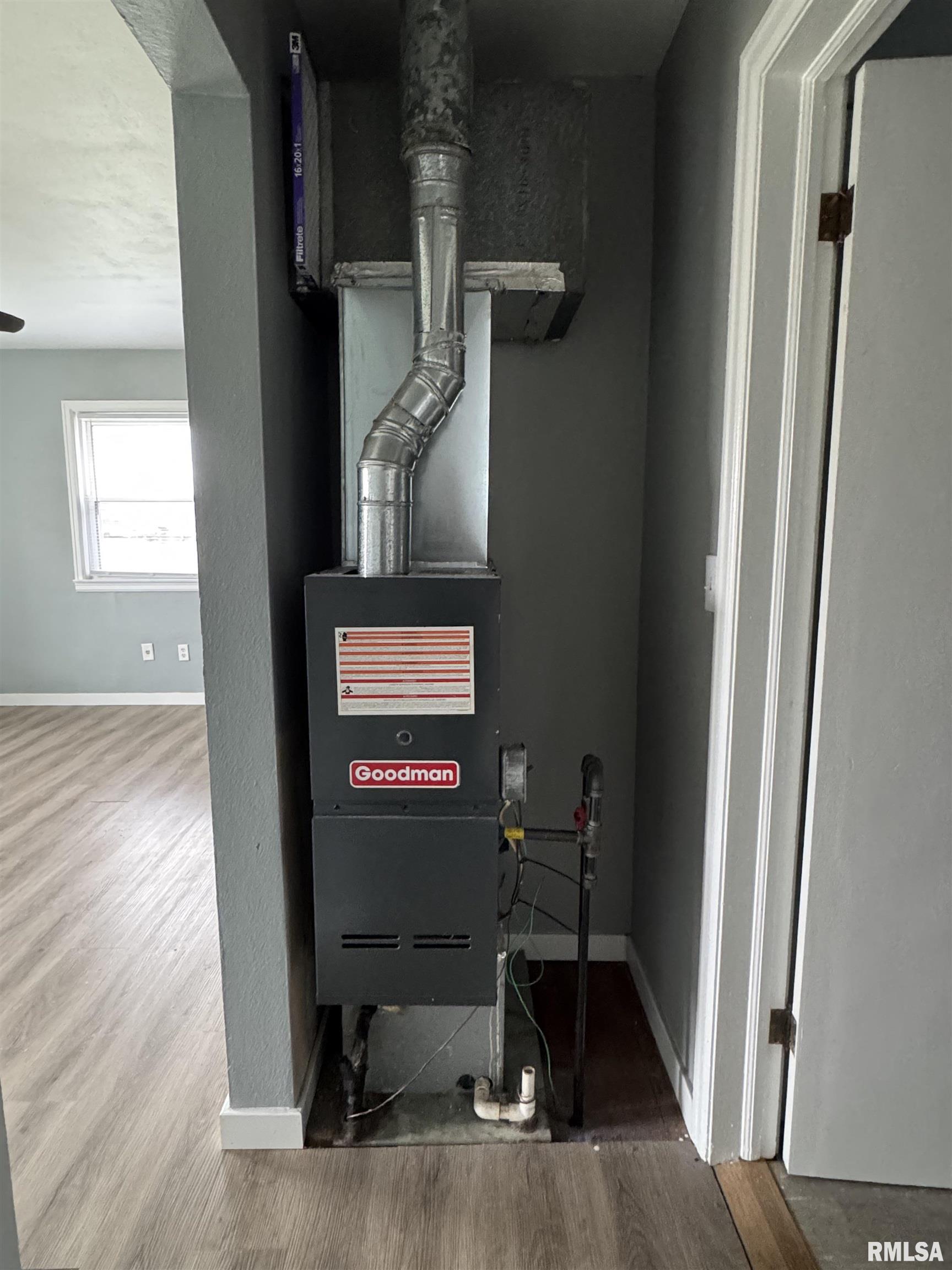 300 West Lenox Avenue Springfield, IL 62704 - Photo 14 of 16