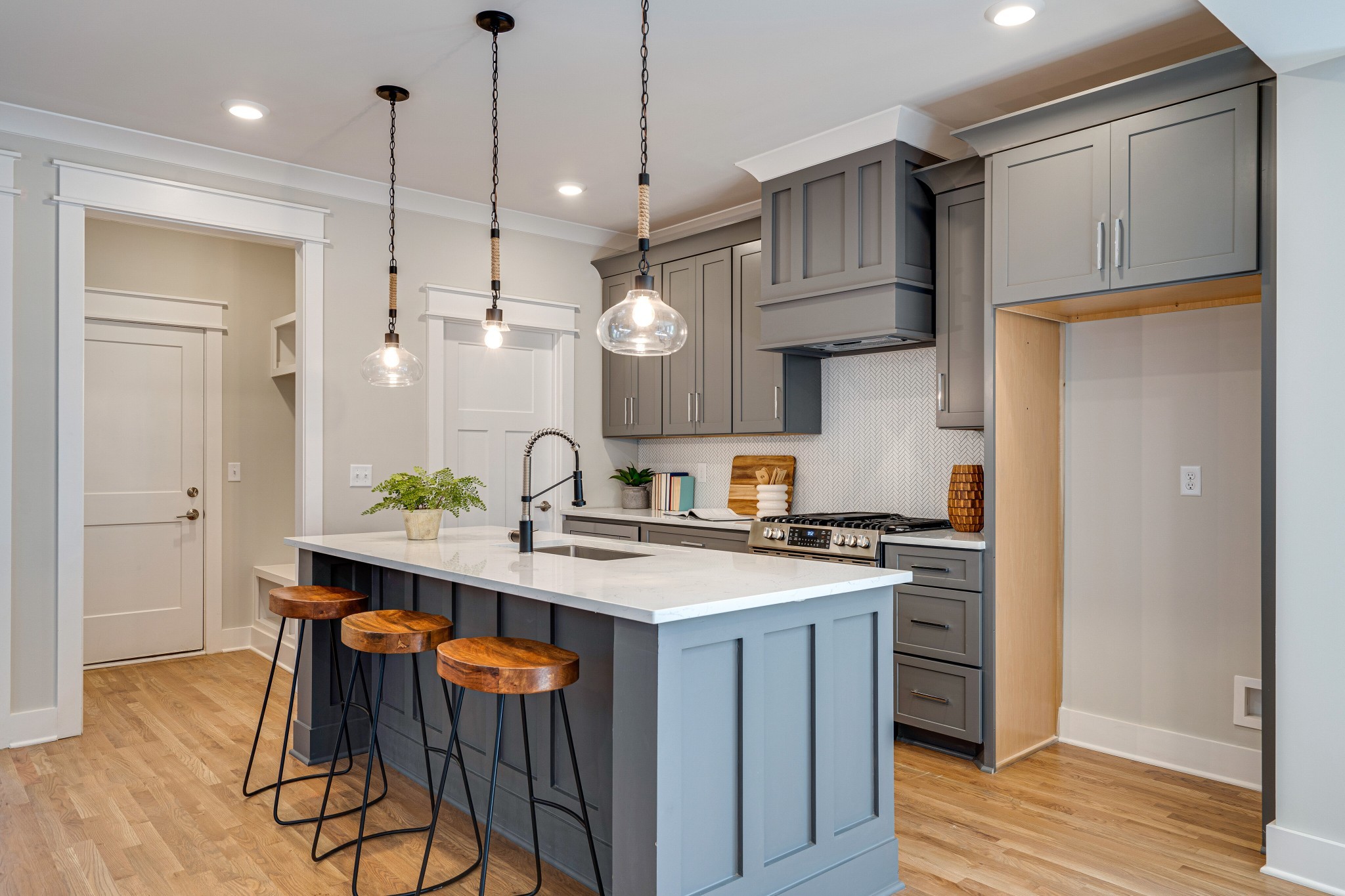 417 American Road, Unit A Nashville, TN 37209 - Photo 8 of 35 Gallery Image 8