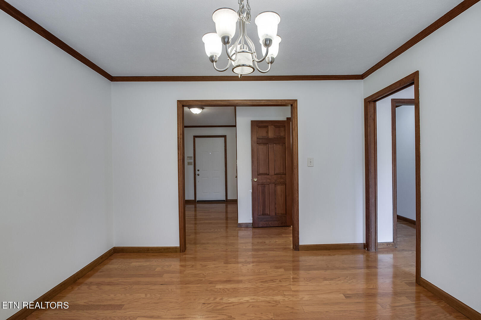 4923 Shipe Road Corryton, TN 37721 - Photo 21 of 55 13_ShipeRoad_4923_Dining02