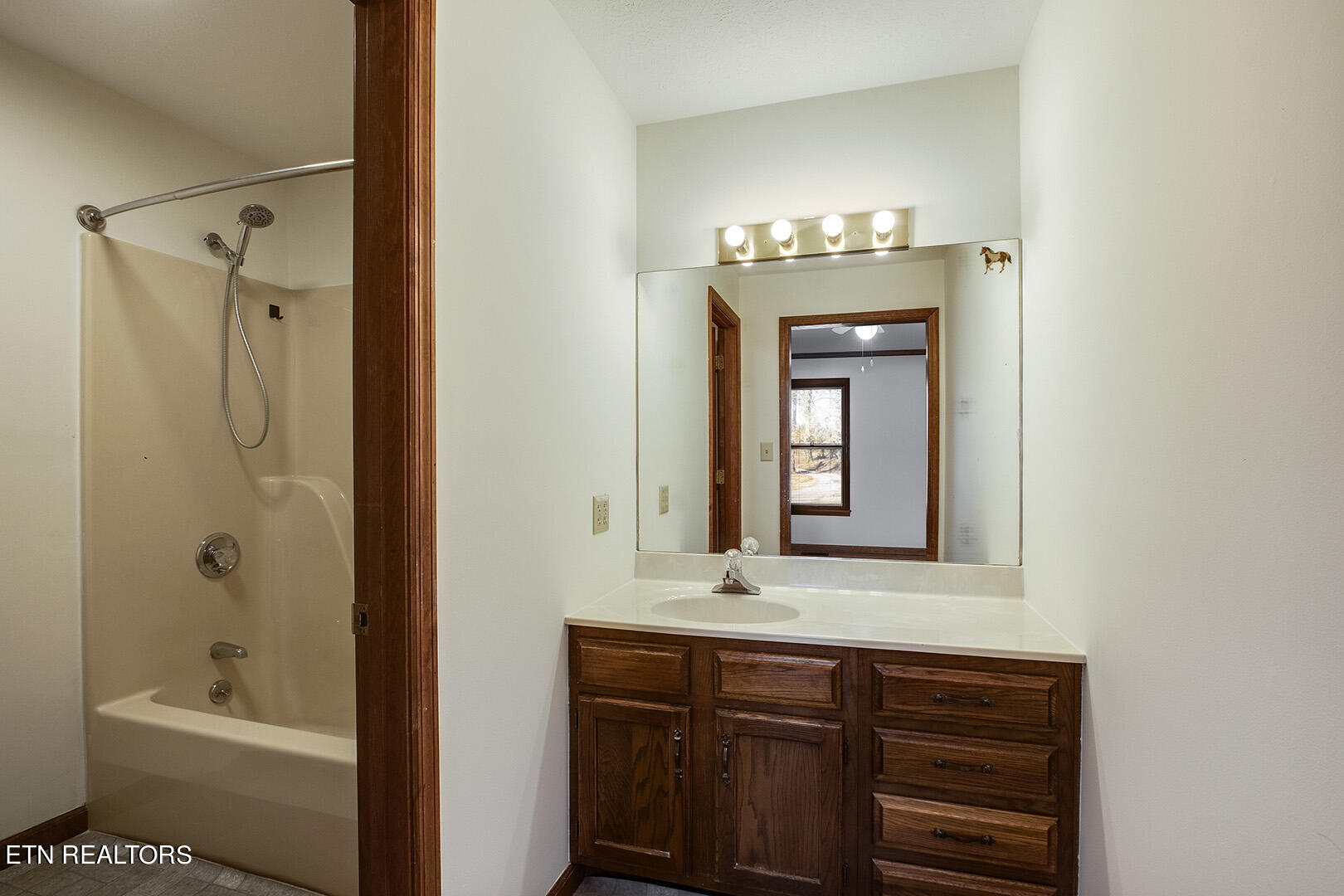 4923 Shipe Road Corryton, TN 37721 - Photo 25 of 55 17_ShipeRoad_4923_GuestBath1