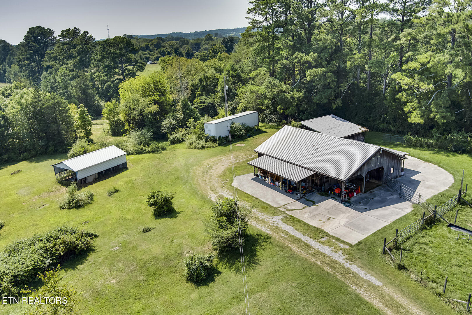 4923 Shipe Road Corryton, TN 37721 - Photo 6 of 55 49_ShipeRoad_4923_BarnElevated01