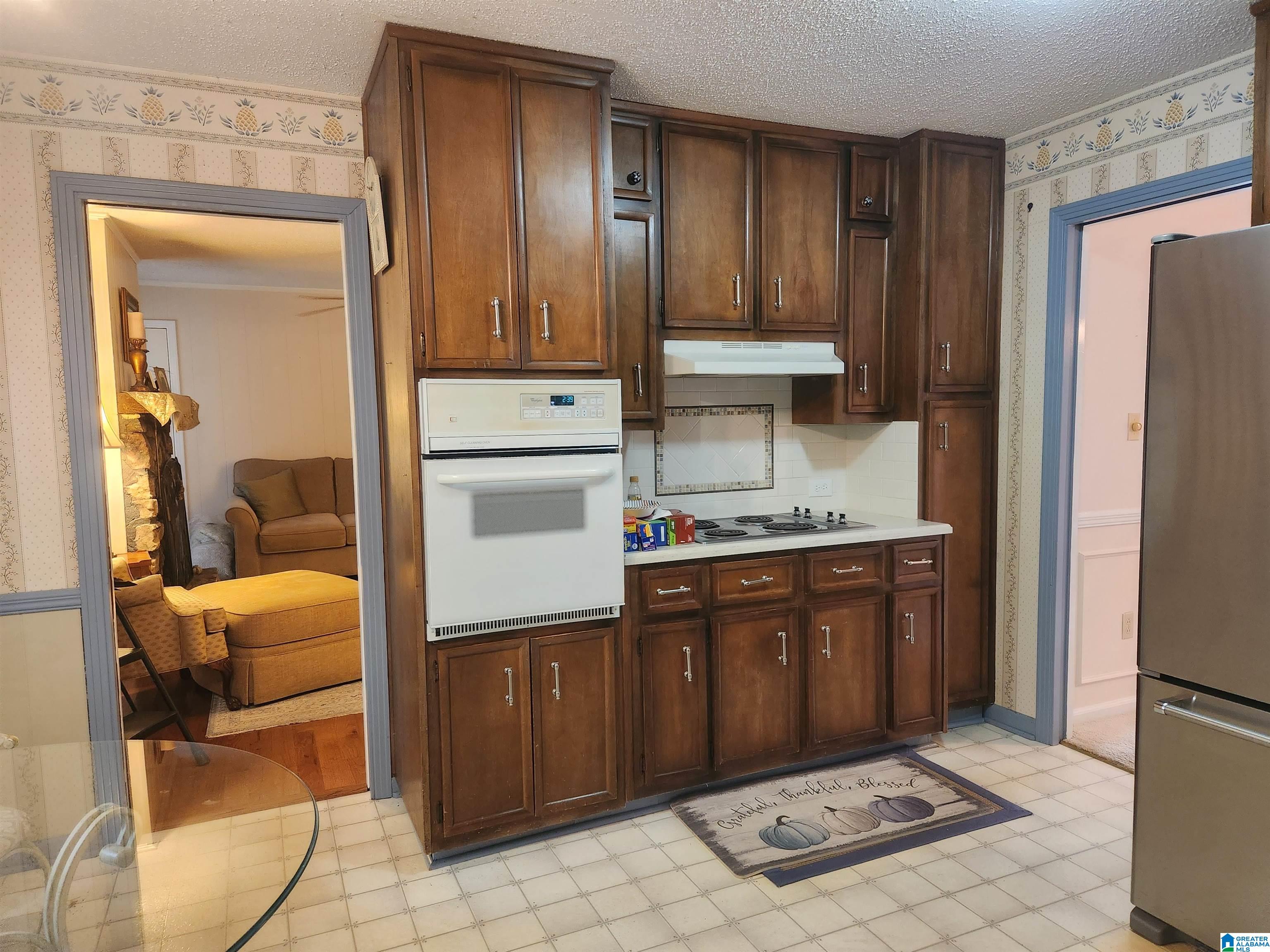 1508 Al Seier Road Birmingham, AL 35226 - Photo 6 of 35