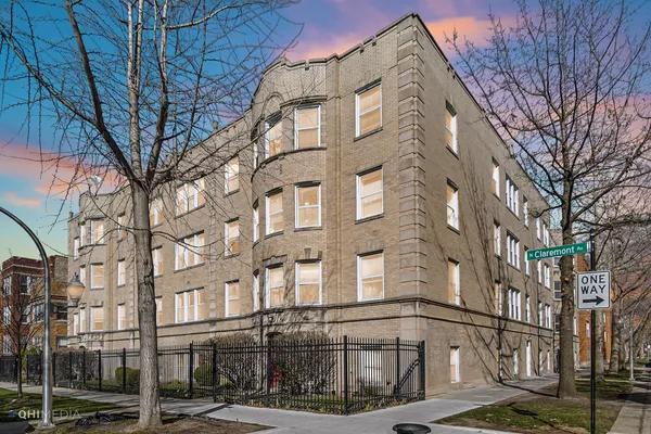 $230,000 | 2316 West Rosemont Avenue, Unit 3, Chicago, IL 60659