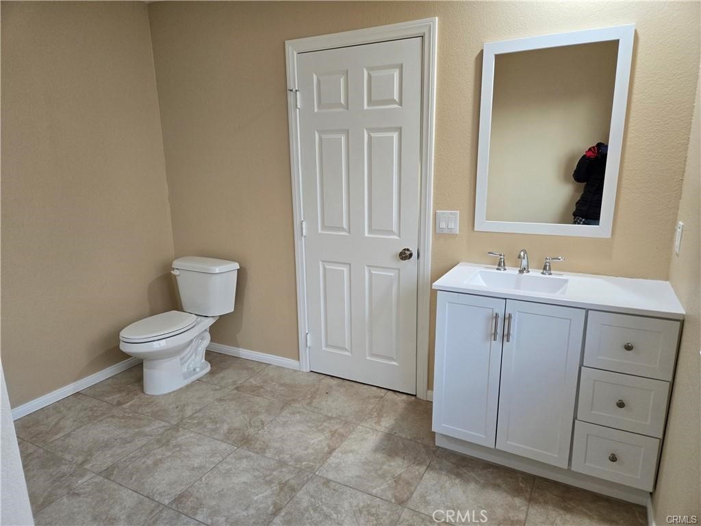 19345 Oneida Road Apple Valley, CA 92307 - Photo 14 of 17