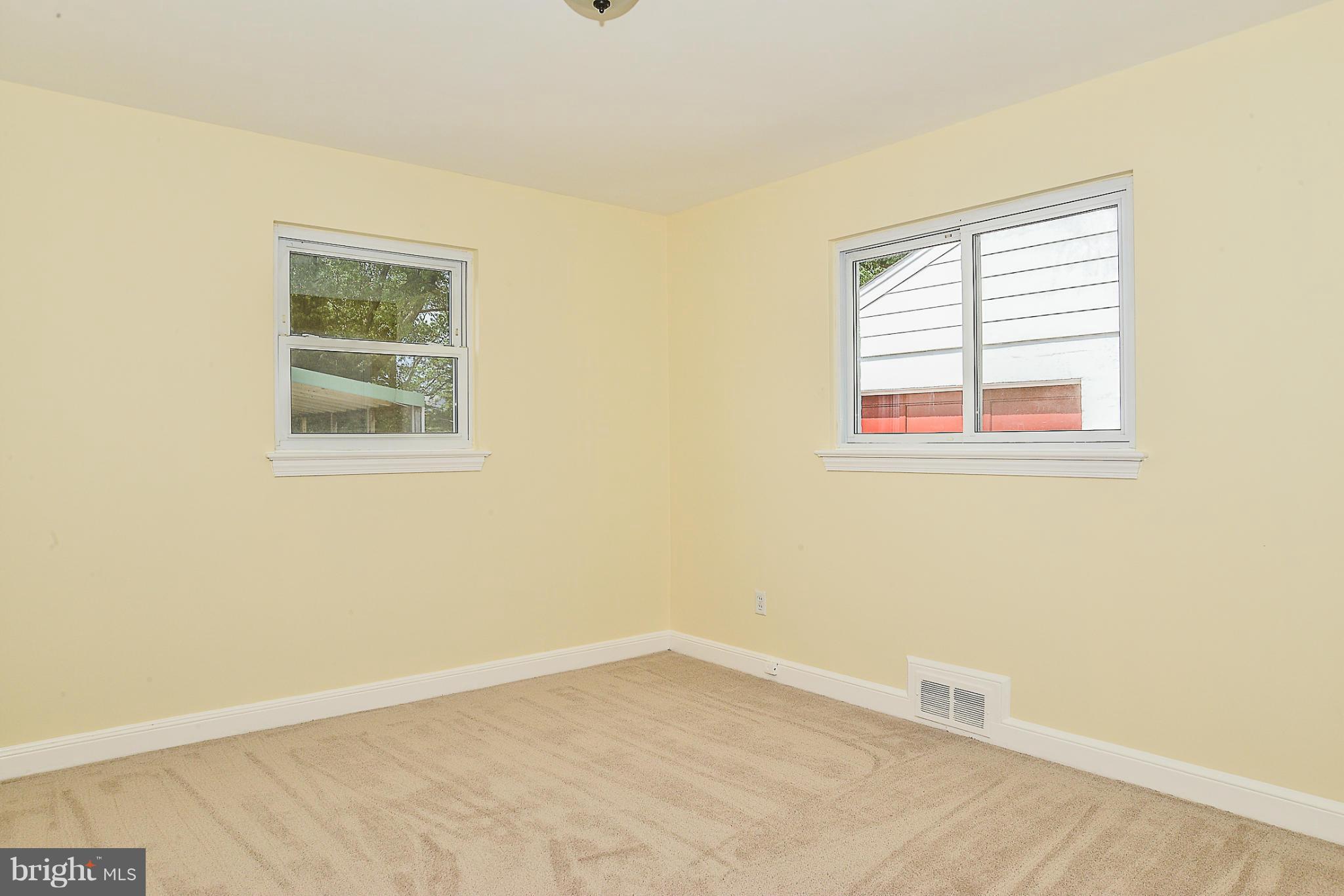 6006 Amherst Avenue Springfield, VA 22150 - Photo 16 of 30 Bedroom