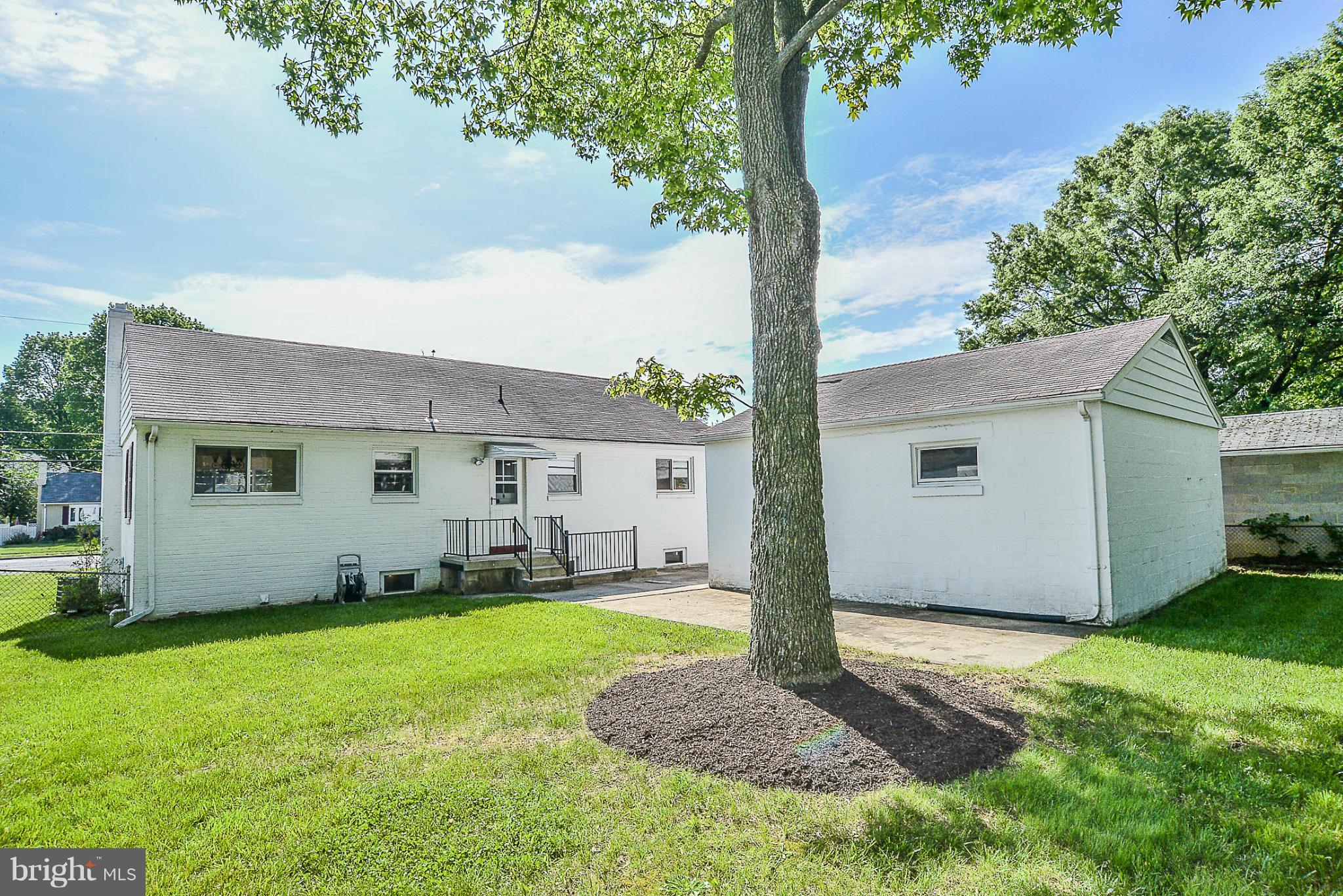 6006 Amherst Avenue Springfield, VA 22150 - Photo 28 of 30 Exterior (Rear)