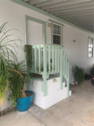 a view of an entryway