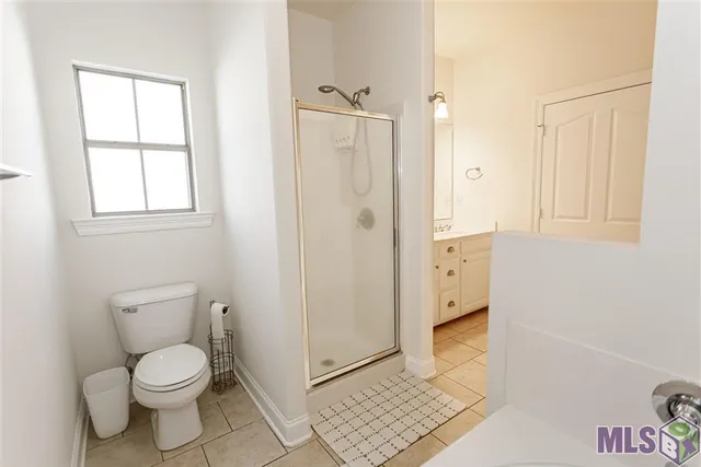 $2,000 | 38035 Post Office Road, Gonzales, LA 70737