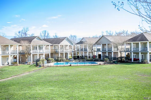 $2,000 | 38035 Post Office Road, Gonzales, LA 70737